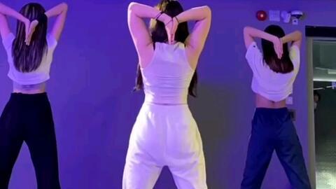 美女跳舞吃瓜视频大全图片,美女跳舞吃瓜视频大盘点