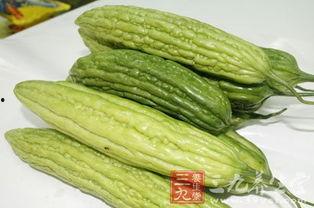 吃凉瓜搞笑视频,夏日清凉一夏，笑料横生！