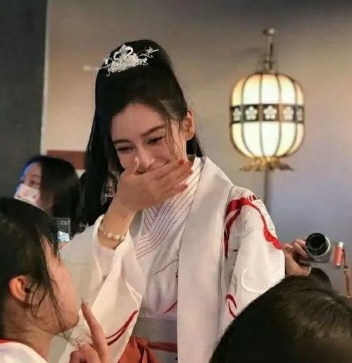 汉服表哥吃瓜事件视频,一场网络热议的幕后真相