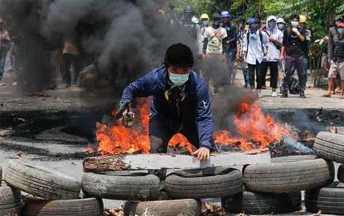 缅甸开火吃瓜视频,开火瞬间，吃瓜群众惊心动魄