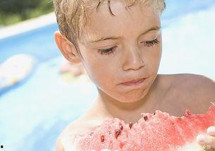 男孩吃角瓜的视频大全图片,趣味视频大盘点