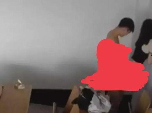 学校吃瓜教室事件视频,揭秘吃瓜教室事件真相