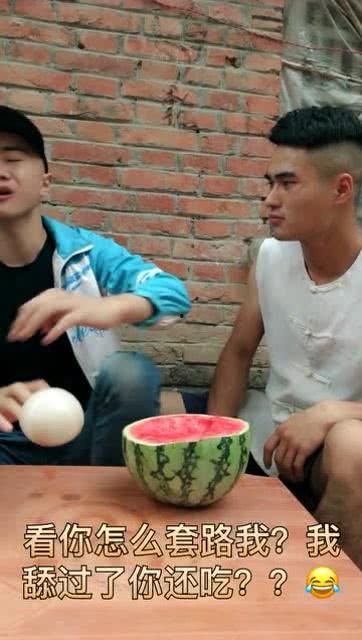 带你吃瓜精灵搞笑视频,搞笑精灵带你领略欢乐瞬间